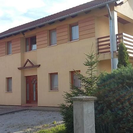 Bodzavirag Apartman Zalakaros Ngoại thất bức ảnh